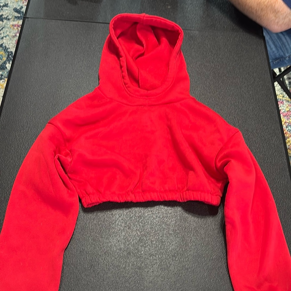Cropped red hoodie